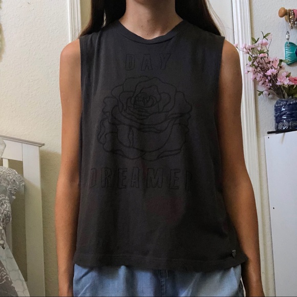 Kendall & Kylie Day Dreamer Muscle Tee - Picture 7 of 8